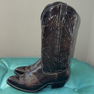 Vintage rare Laredo brown cowgirl boots colorful embroidered peacock 8 1/2D